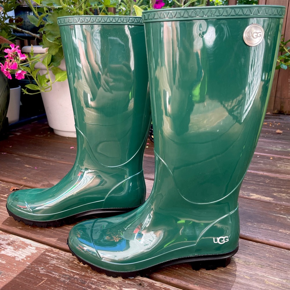 UGG Shaye Rain Boot - Pine